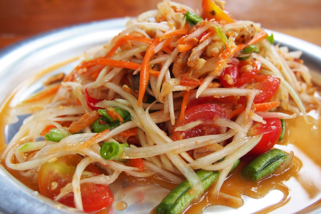 Papaya Salad - ThaiFoodHalal.com